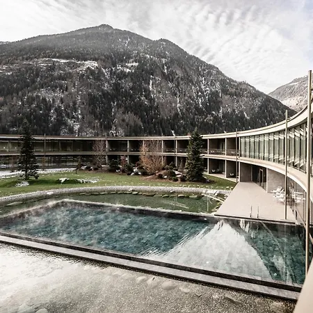 Olm Nature Escape - Eco Hotel